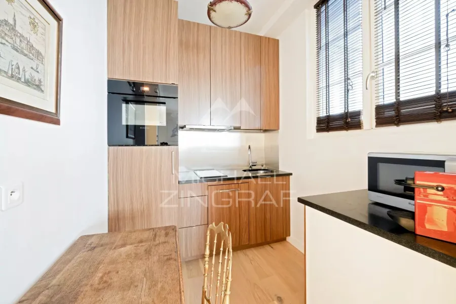 À VENDRE - APPARTEMENT PARFAIT ÉTAT - 2 PIÈCES - RUE DE VARENNE - 3