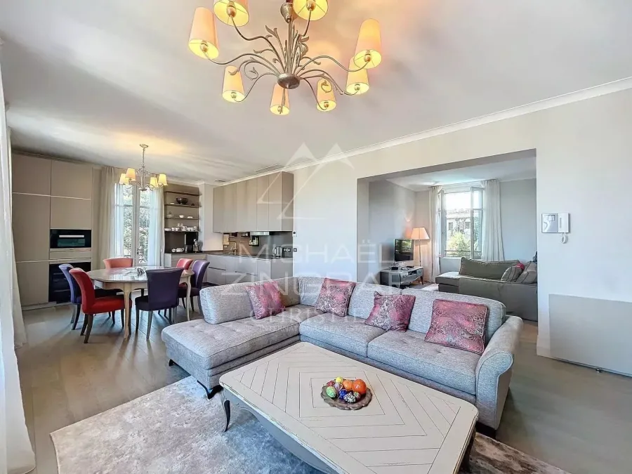 Cap d'Antibes versant Est - Appartement vue mer  au coeur d'une villa Belle Époque - 5