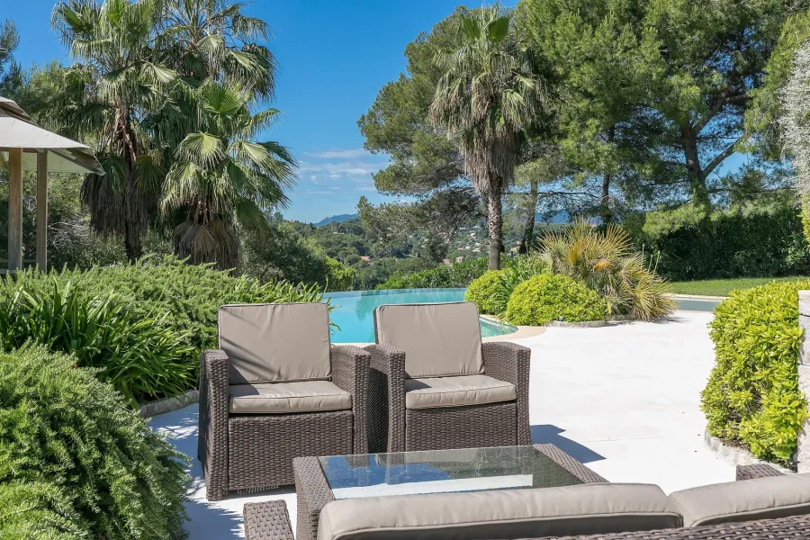 Quartier résidentiel, superbe villa avec vue dégagée - 7