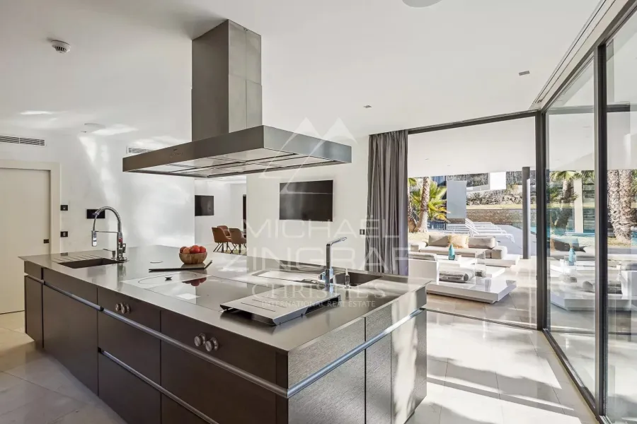 Somptueuse villa contemporaine de 500 m² nichée dans un écrin de verdure - 5