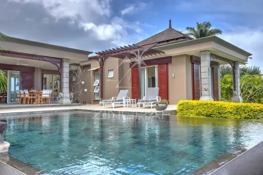 Villa dans un prestigieux domaine de golf de Bel Ombre