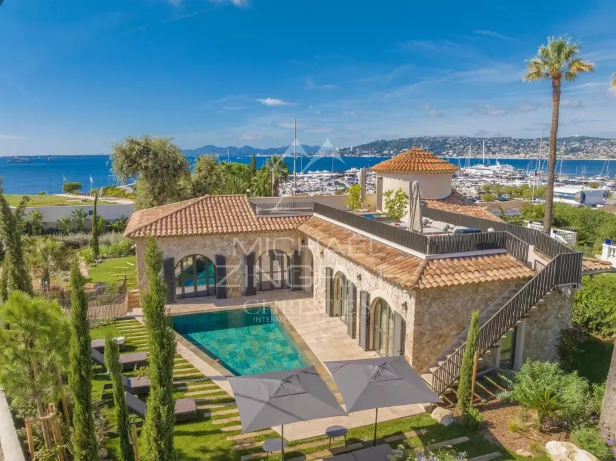 Cap d'antibes Versant Ouest - Propriété contemporaine première ligne - vue mer panoramique