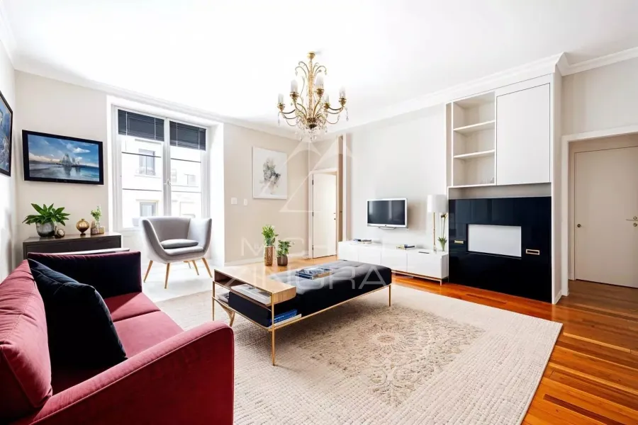 À VENDRE - APPARTEMENT PARFAIT ÉTAT - 2 PIÈCES - RUE DE VARENNE