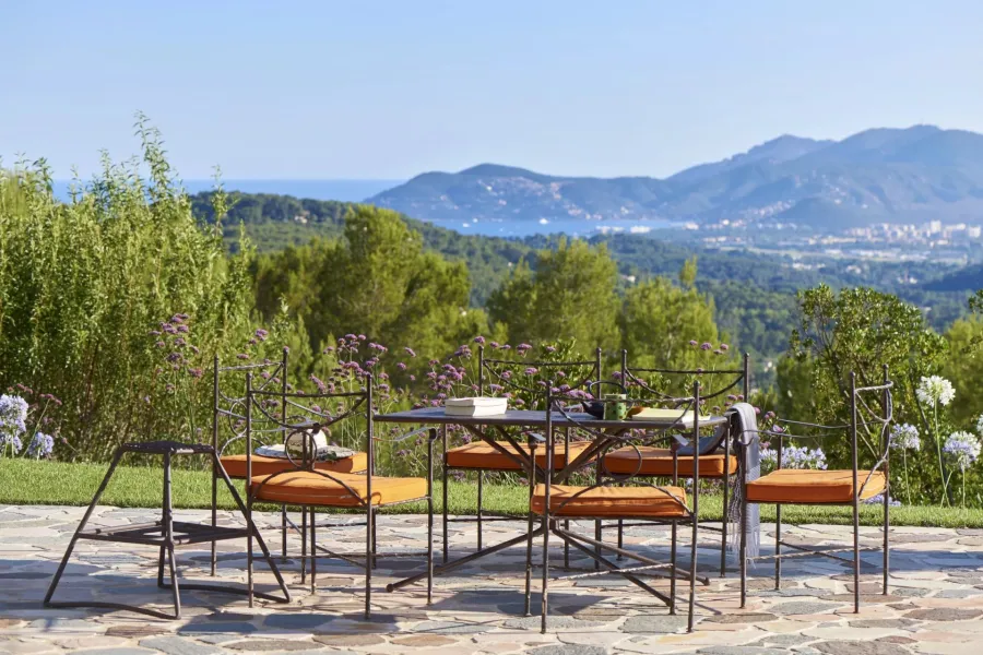 Proche Mougins - Domaine sécurisé, vue panoramique - 6 chambres - 7