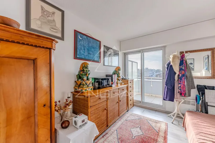 Bel appartement  en centre ville  au dernier étage avec une belle vue - 7