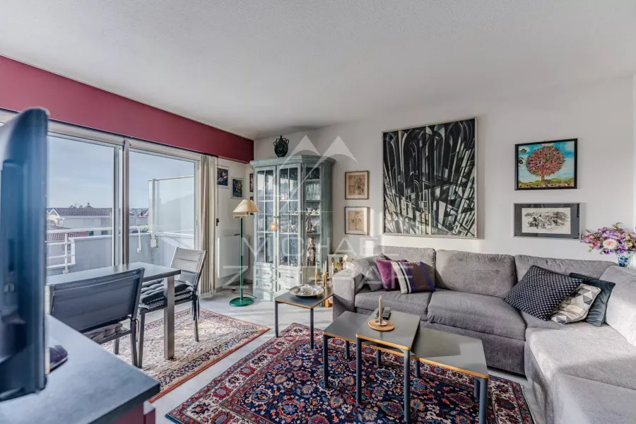 Bel appartement  en centre ville  au dernier étage avec une belle vue - 4