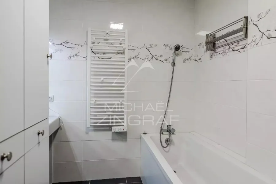 Bel appartement  en centre ville  au dernier étage avec une belle vue - 8