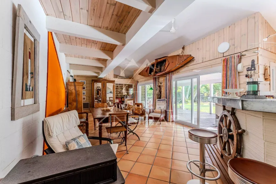 Maison d’Exception en Bois, Face à la plage - 4