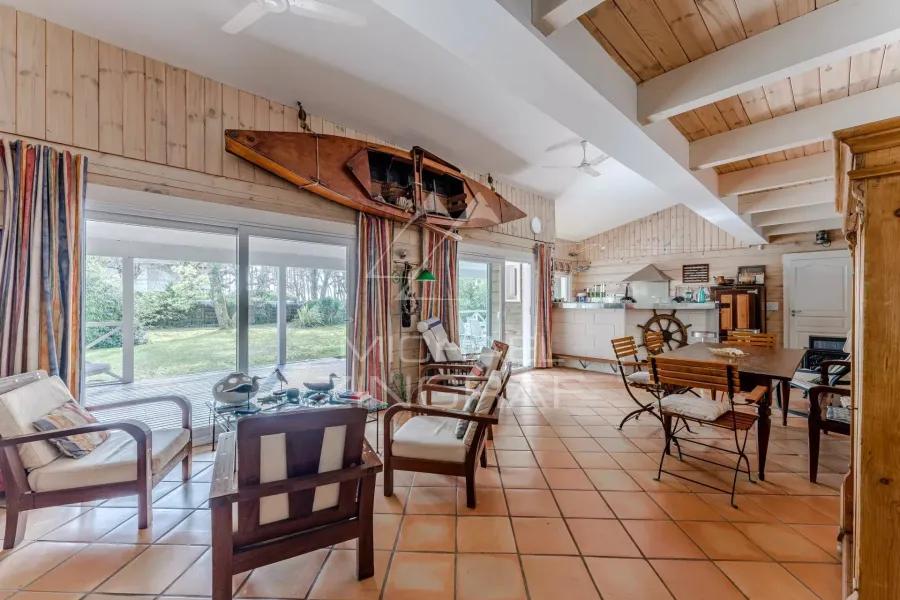 Maison d’Exception en Bois, Face à la plage - 9