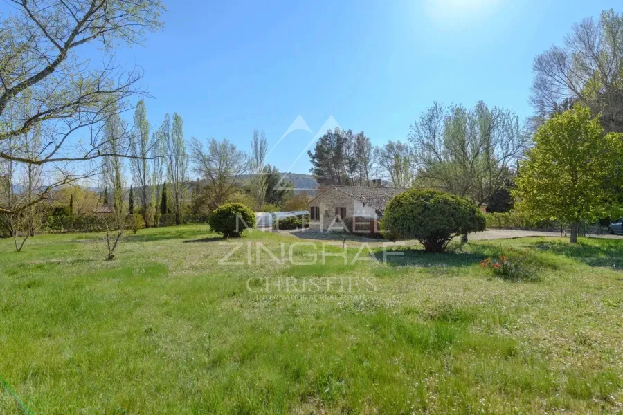 Gordes - Opportunité unique : maison à rénover sur vaste terrain constructible de 3 200 m² - 5