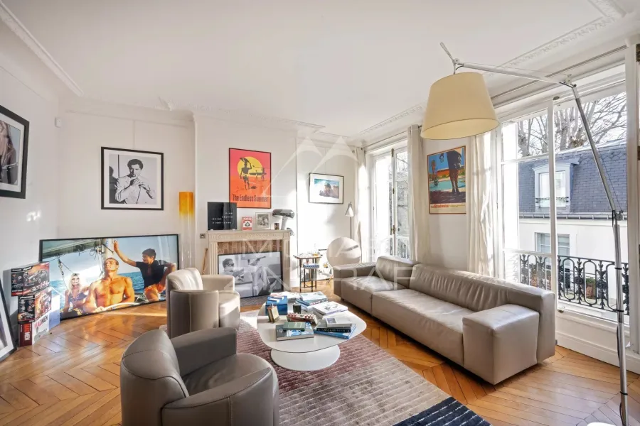 Location - Appartement - 2 chambres - Rue de l'Université Paris 7 - 4