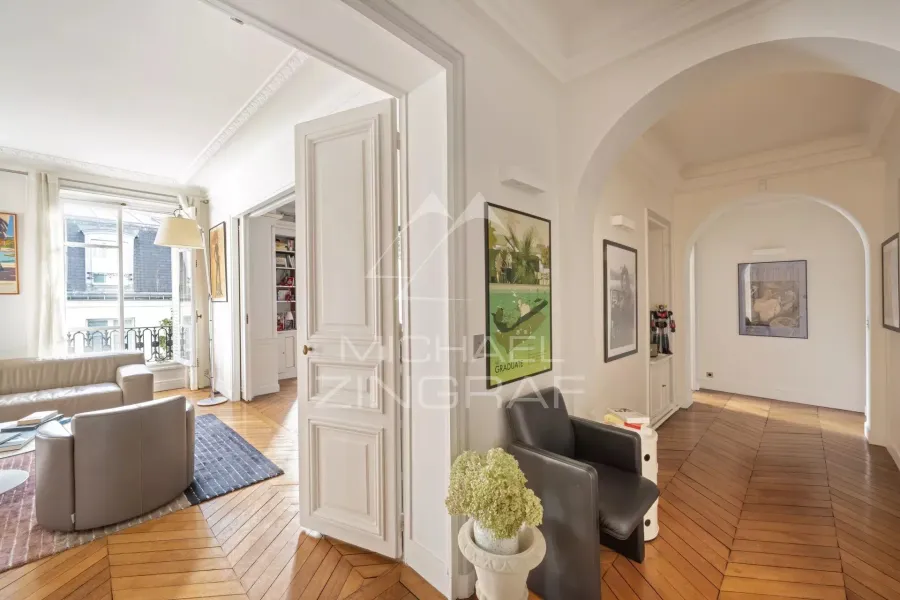 Location - Appartement - 2 chambres - Rue de l'Université Paris 7 - 6