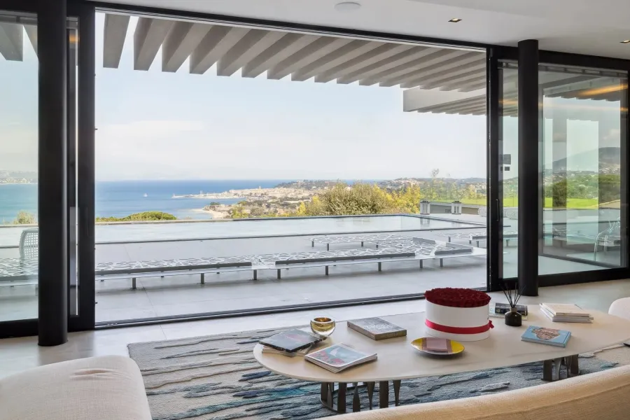 Proche Saint-Tropez - Villa d'exception avec magnifique Vue Mer - 6