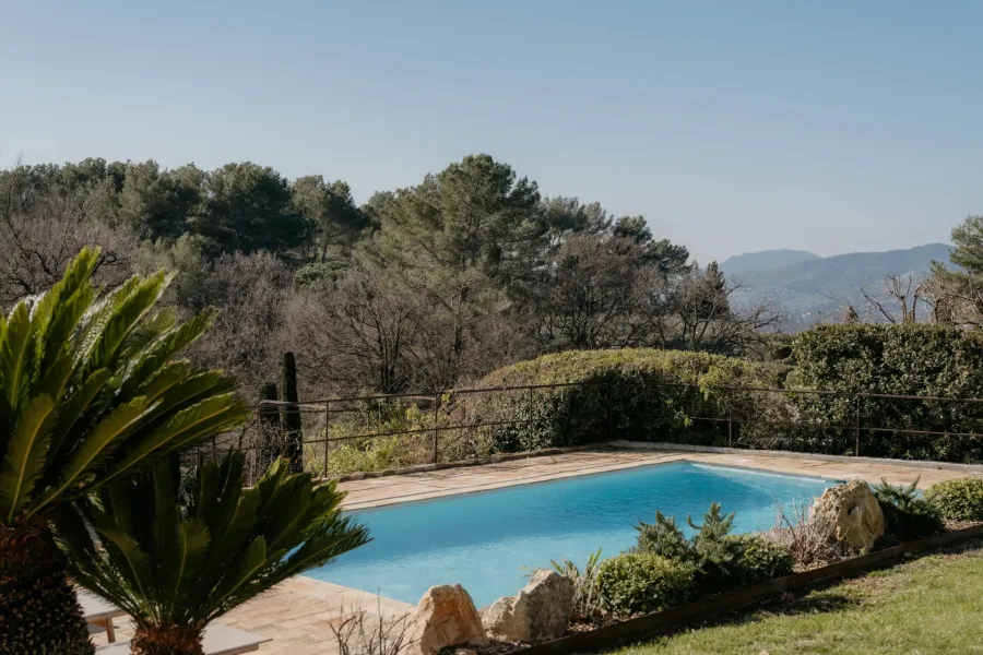 Proche Mougins - Domaine sécurisé - 5 chambres - 4