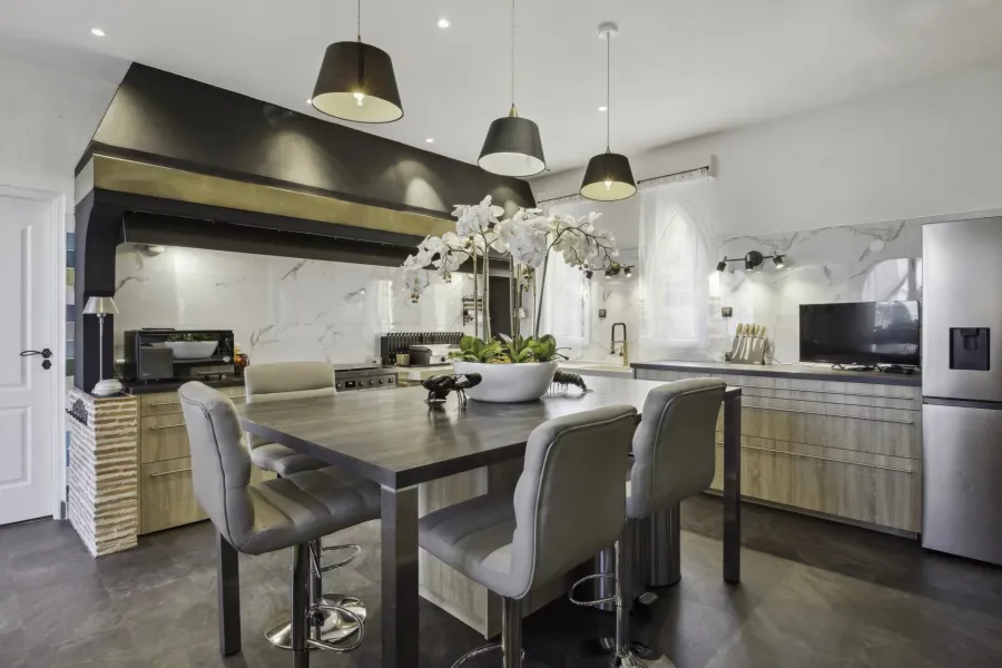 Propriété de caractère dans un écrin de verdure - 6 chambres - 7