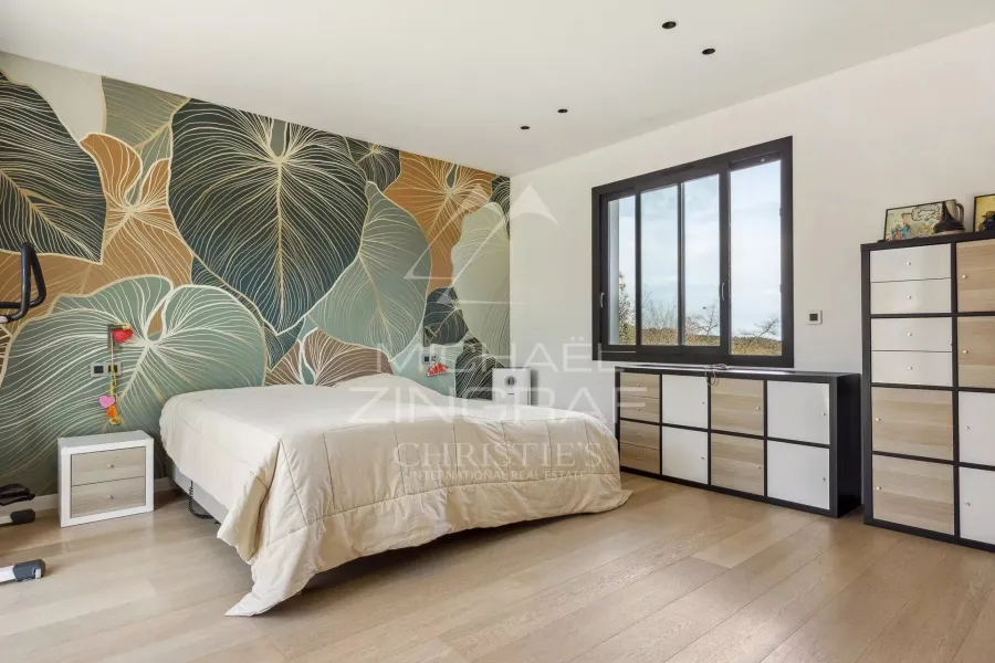 Villa Contemporaine dans un Secteur Résidentiel Prisè à Roquefort-les-Pins - 7