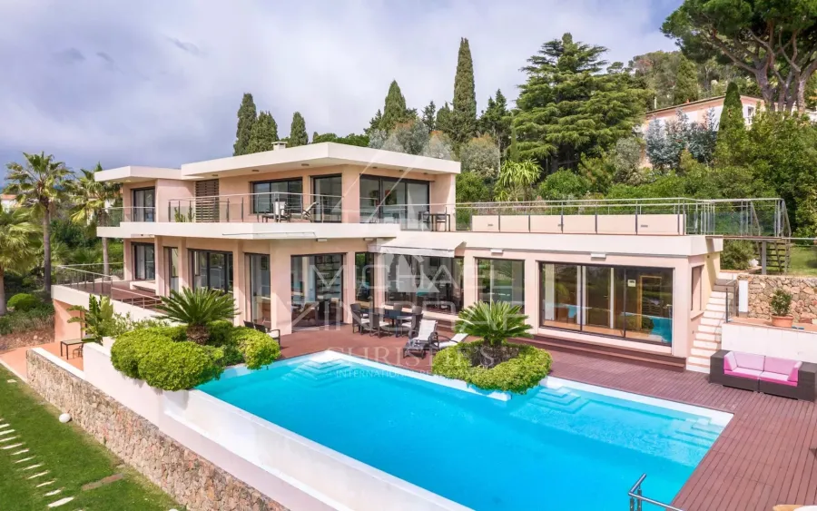 Nahe Cannes - wunderschöne Villa mit Meerblick - 1
