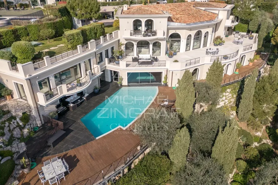 Exklusive Villa in Saint-Jean-Cap-Ferrat – Luxus & Privatsphäre - 1