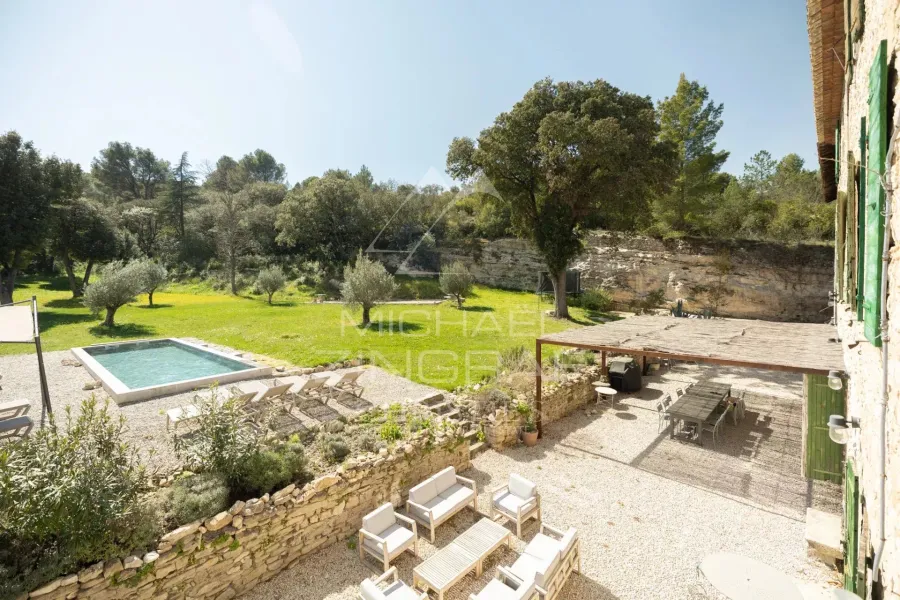 Aux portes du Luberon - Superbe mas en pierre avec piscine et vue - 4