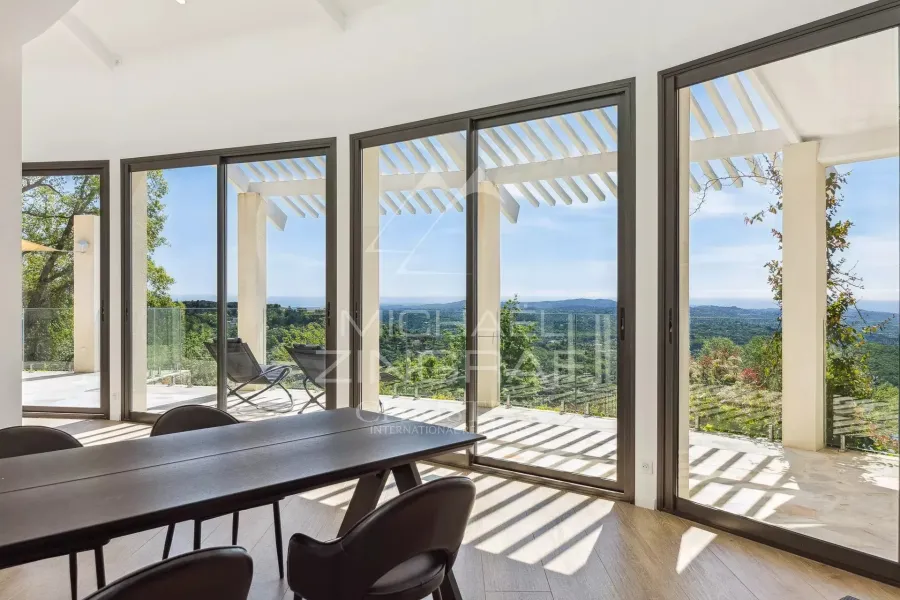 Lumineuse villa contemporaine - 3