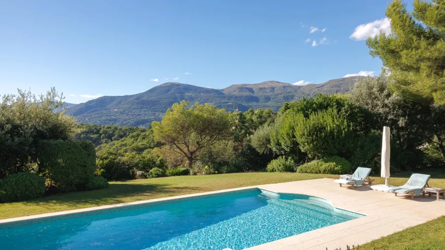 Proche Saint-Paul-de-Vence - Villa provençale dans un domaine sécurisé - 5 chambres - 4