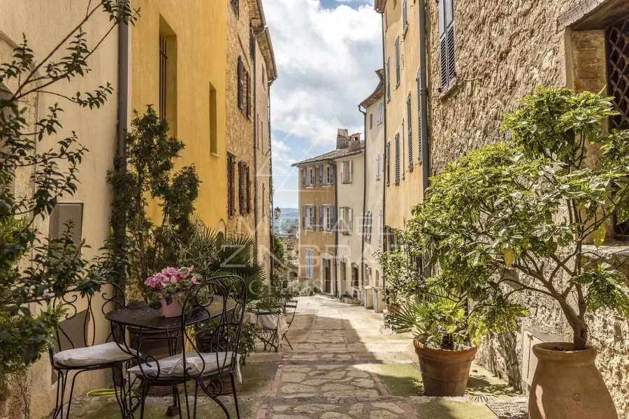 Maison de village Chateauneuf-Grasse - 2