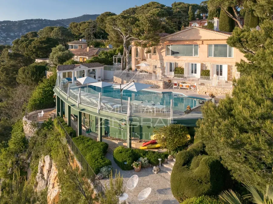 Provenzalische Luxusvilla mit Atemberaubendem Panoramablick - 2
