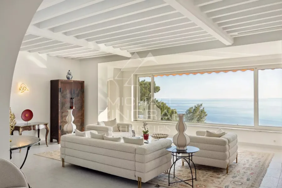 Villa Provençale de Prestige avec Vue Panoramique à Couper le Souffle - 3