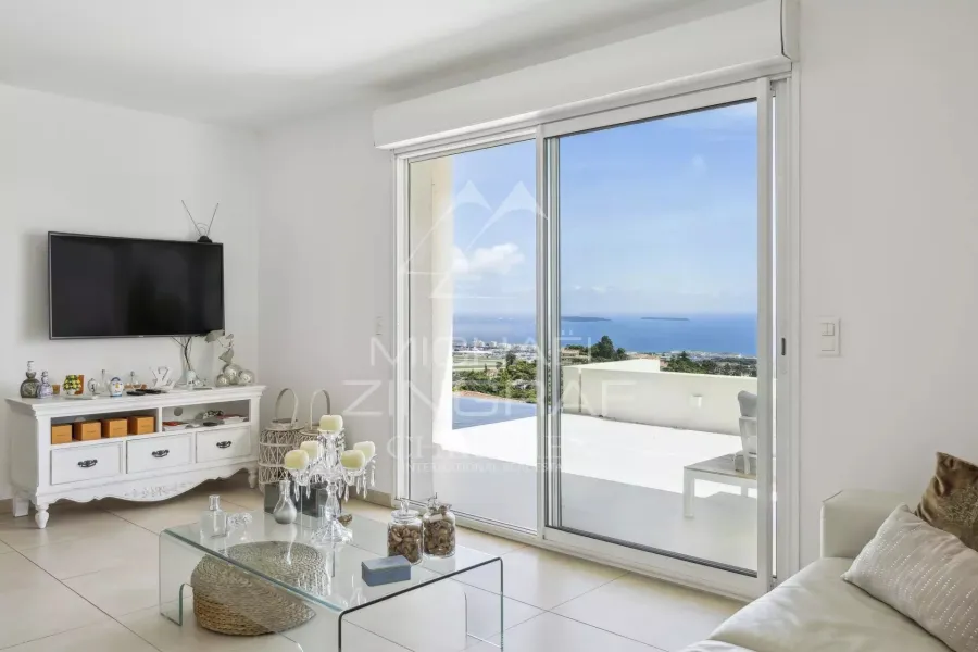 Mandelieu Les Termes , villa une mer - domaine fermé - 7