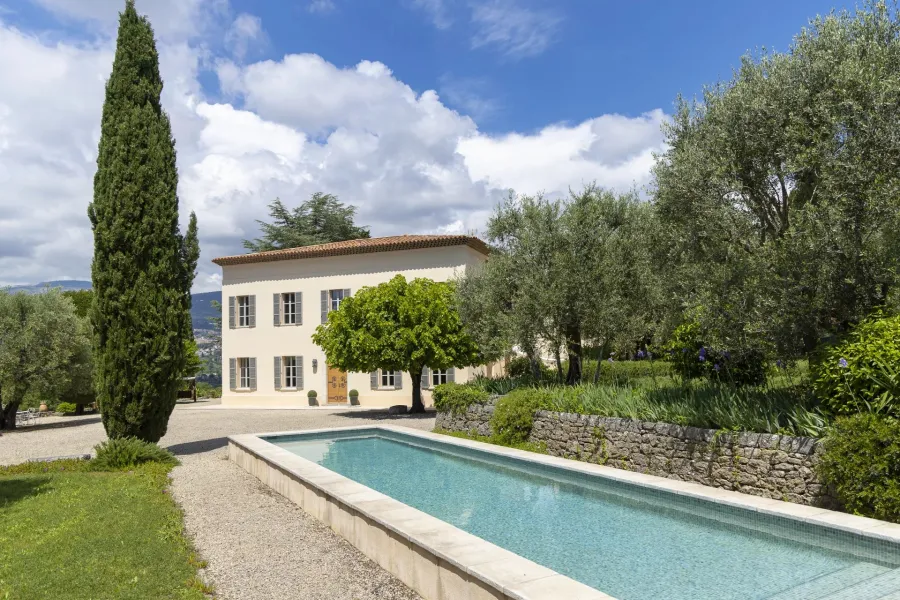 Elegante Bastide avec vue panoramique