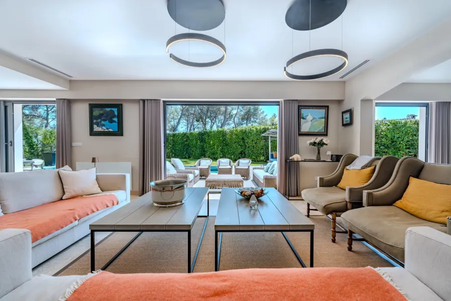 Mougins - Au calme absolu, villa de plain-pied - 5 chambras - 8