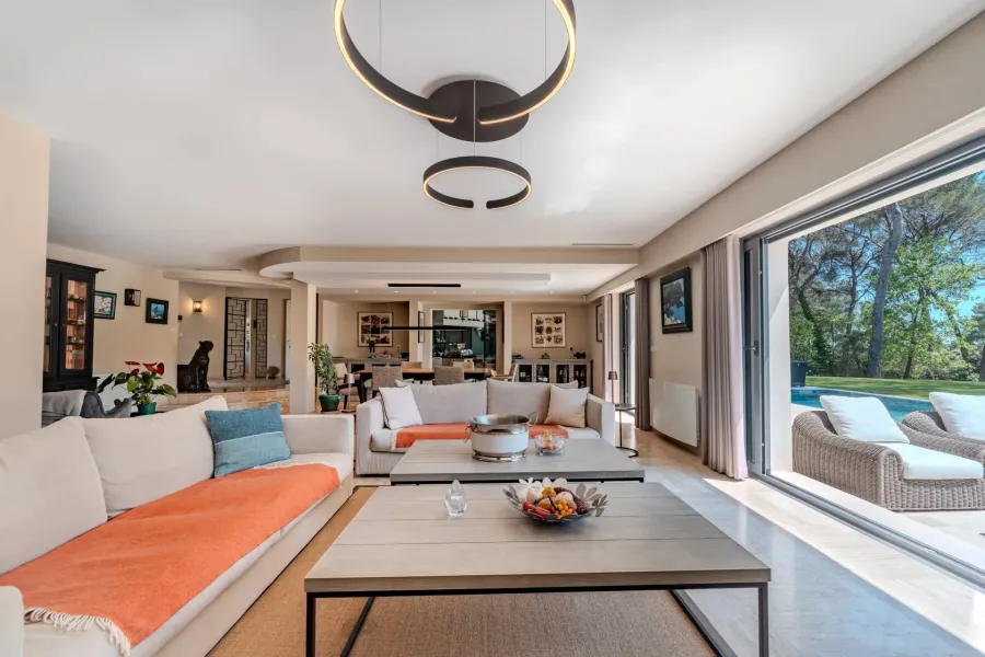 Mougins - Au calme absolu, villa de plain-pied - 5 chambras - 9