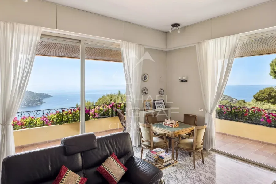Villa d'architecte au coeur d'un domaine privé - VILLEFRANCHE SUR MER - 6