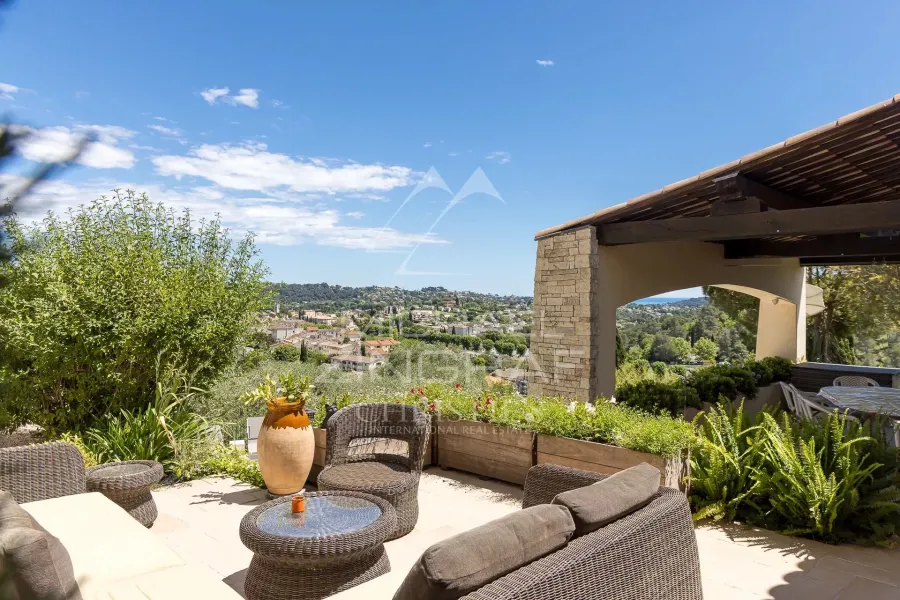La Colle-sur-Loup : Villa provençale avec vue mer - 5