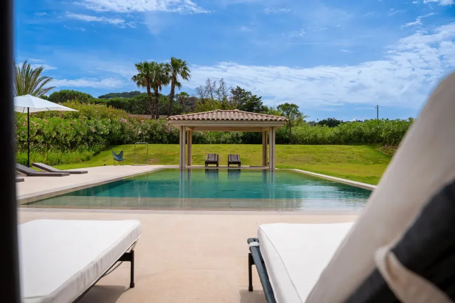 Villa Joya - Saint-Tropez – Villa d’architecte dans un écrin de nature - 3