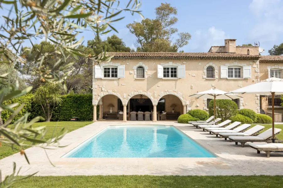 EXCLUSIVITE - Mougins - Charmante villa familiale au calme d’un quartier résidentiel