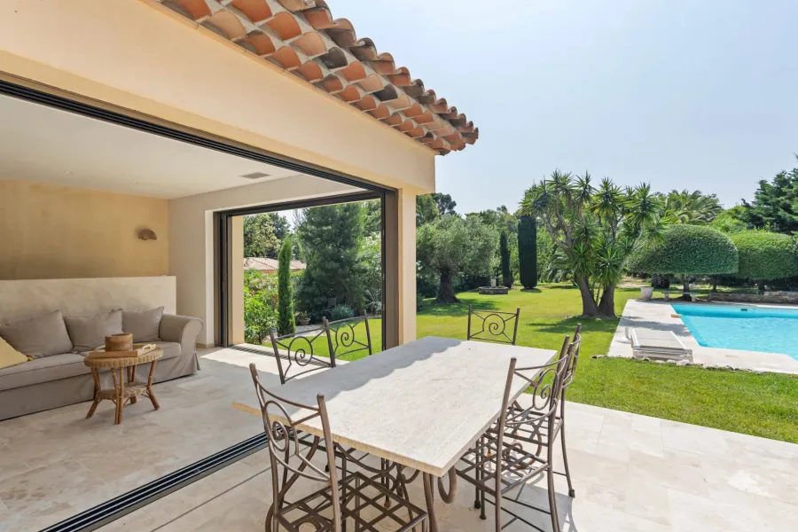 Propriétés à 200m de la plage - Composée de 2 Villas - 7