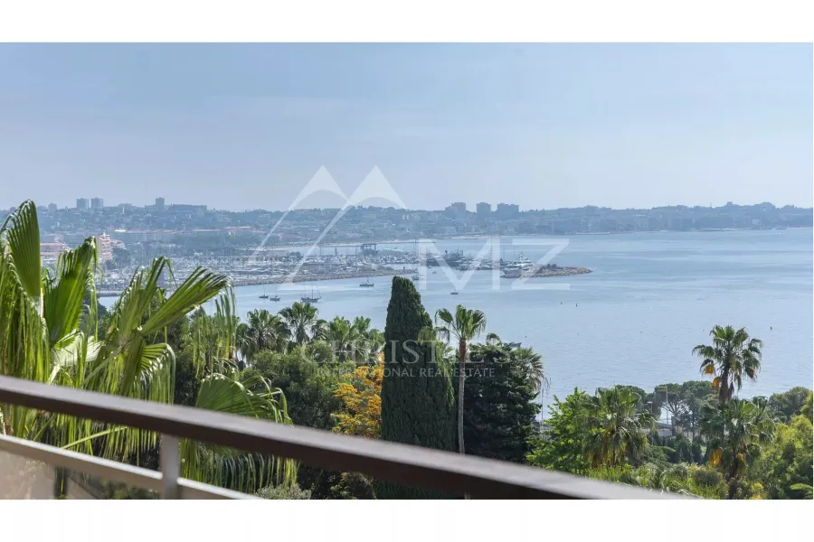 Appartement d'angle contemporain - 9
