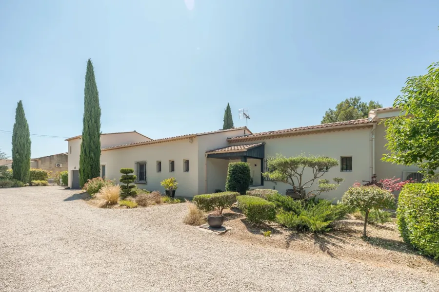 Villa contemporaine d'exception au coeur de la nature