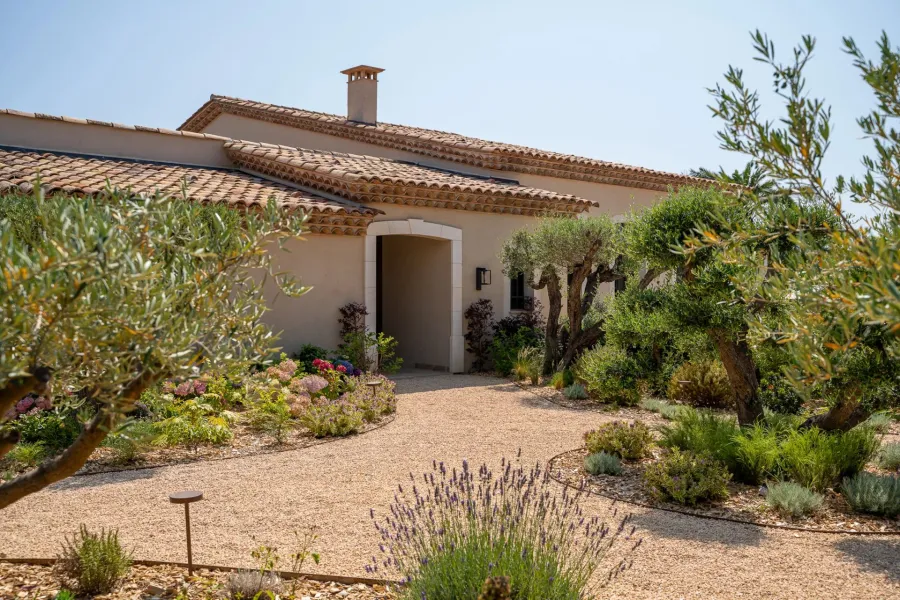 Saint-Tropez - Villa de prestige dans un écrin de verdure - 4