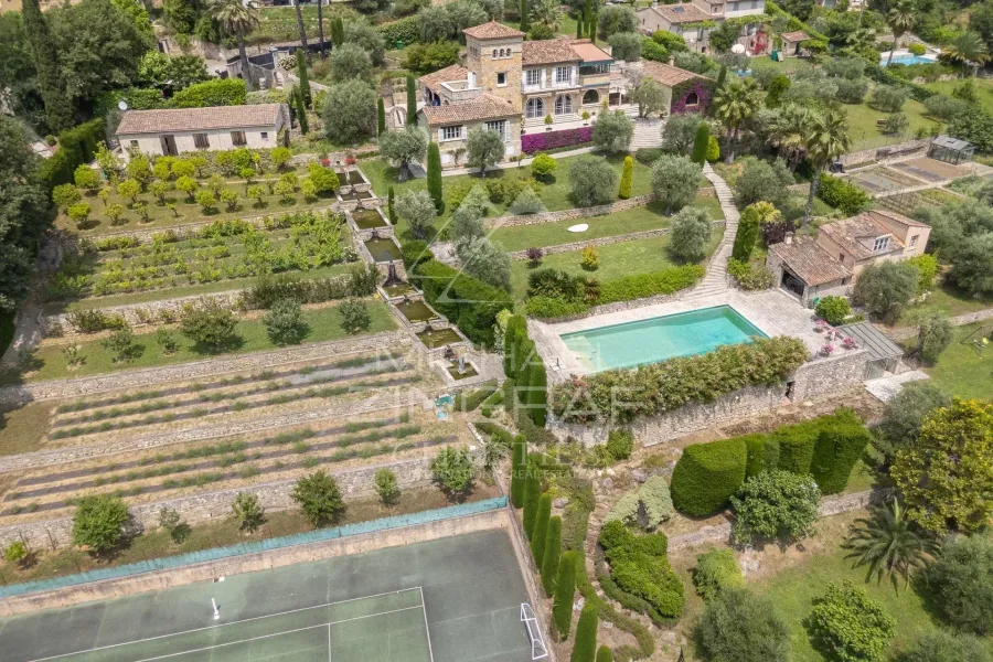 Domaine d’exception dans un cadre naturel préservé – Bar-sur-Loup - 2