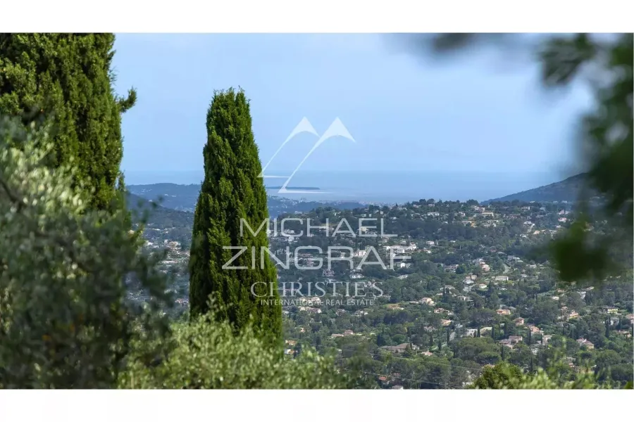 Superbe villa en position dominante avec vue mer - 2