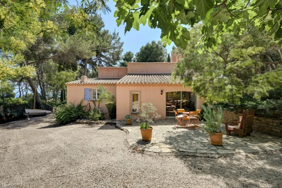 Villa sur les hauteur de La Ciotat avec piscine