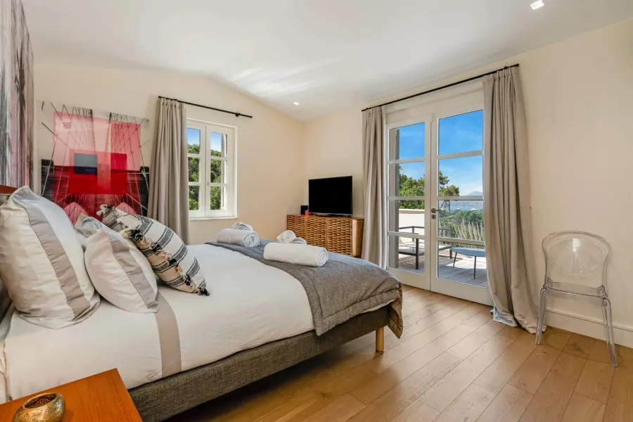 Ramatuelle – Superbe propriété authentique avec vue mer - 9