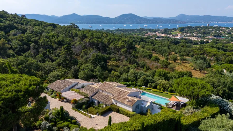 Ramatuelle – Superbe propriété authentique avec vue mer - 2