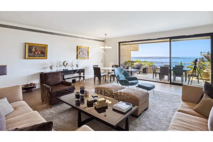 EXCLUSIVITE Appartement d'exception dans le quartier recherché de la Californie