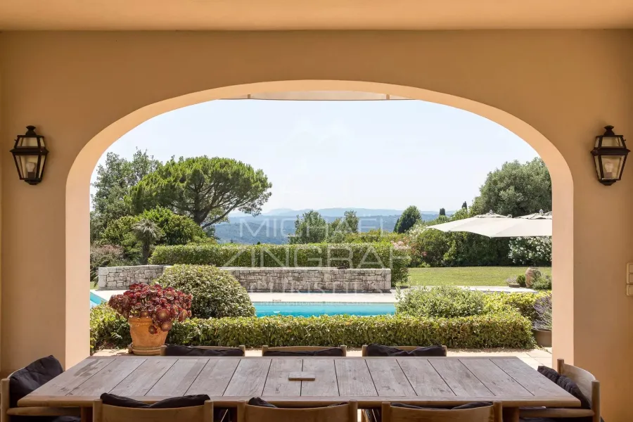 Magnifique propriété avec vue mer panoramique à pieds du village - 7