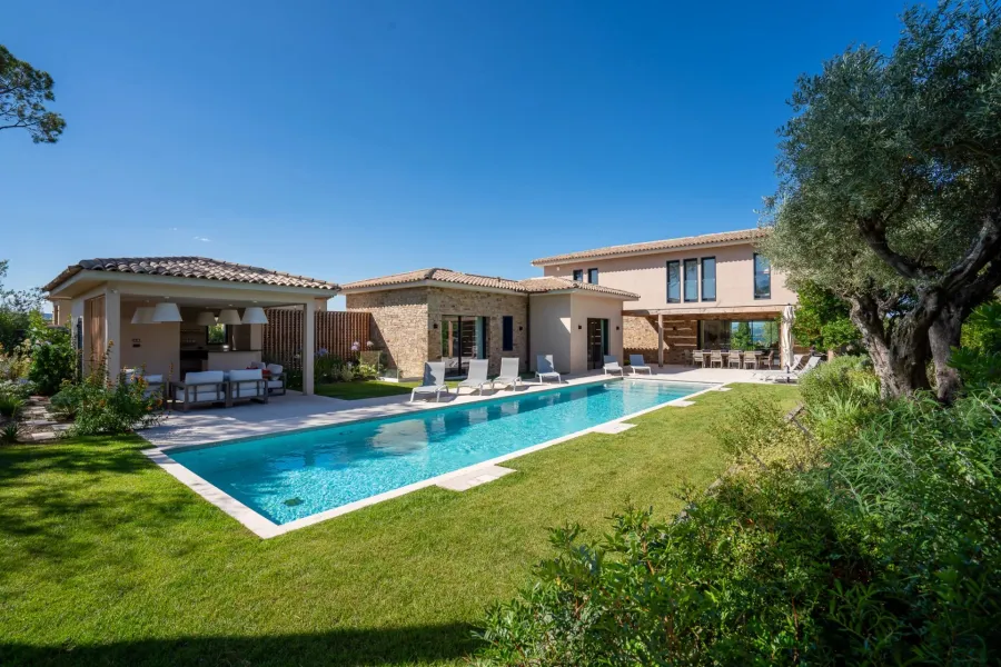 Saint-Tropez – Villa contemporaine d’exception avec vue mer panoramique - 4
