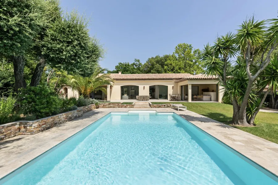 Propriétés à 200m de la plage - Composée de 2 Villas - 4