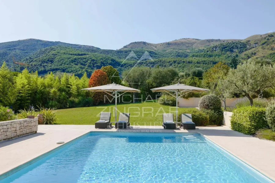 Magnifique propriété avec vue mer panoramique à pieds du village - 6